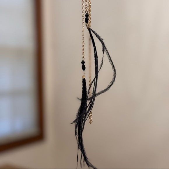 Revolve Gold Lariat Necklace with Ostrich Feathers NWT - Picture 3 of 4